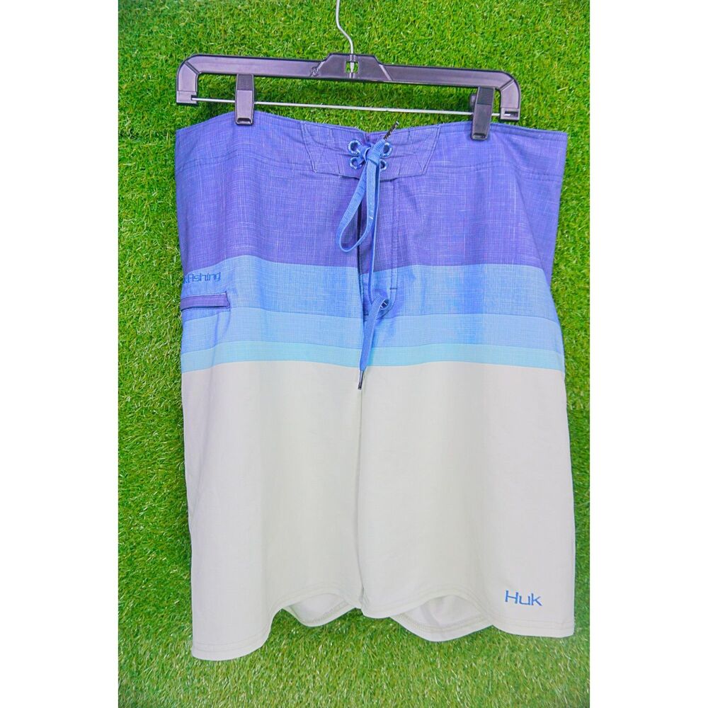 Huk Performance Fabrics Board Shorts - Men's Size 34